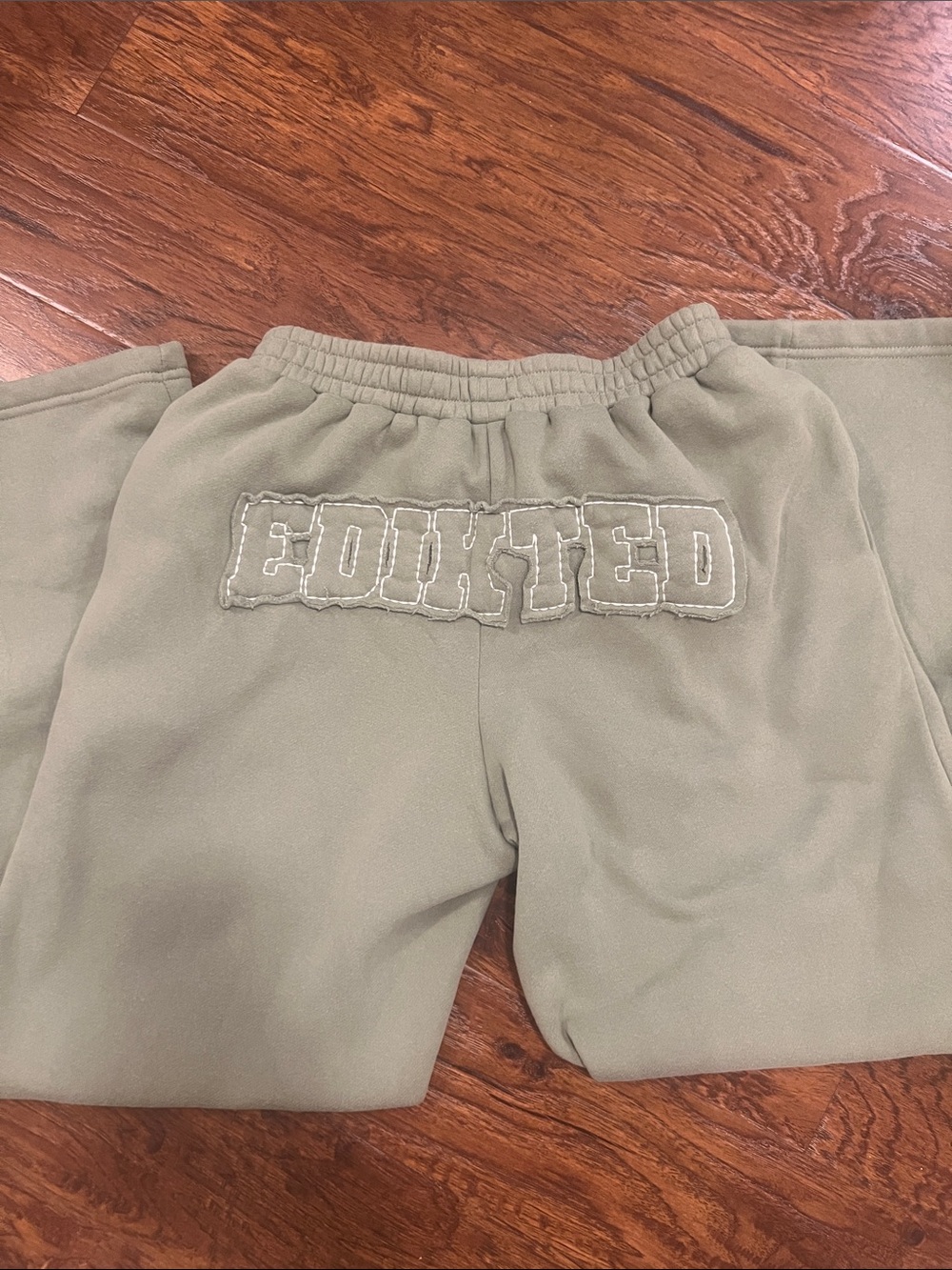 Edikted Sage Green Sweatpants Wideleg